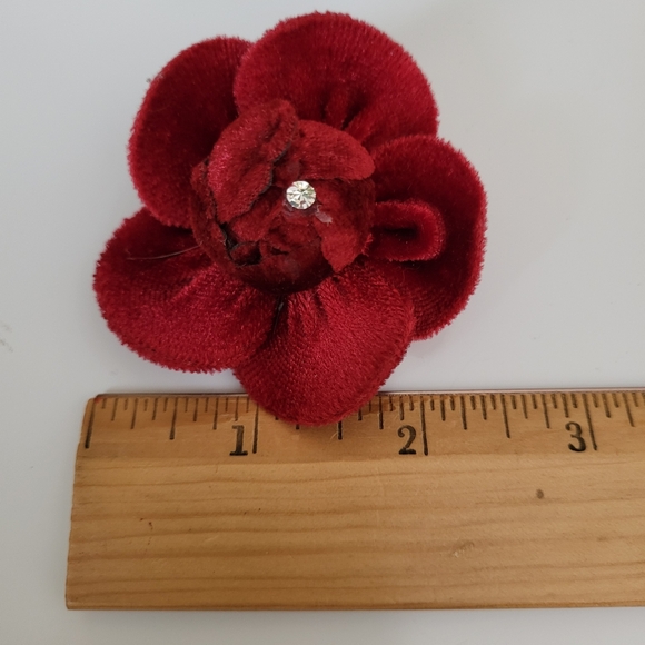 Vintage Red Velour Fabric and Rhinestone Flower Rose Brooch - Picture 11 of 11